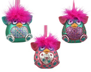 figuur glas with pompom on top 3ass multi l.9.3cm x w.8.1cm x h.10cm