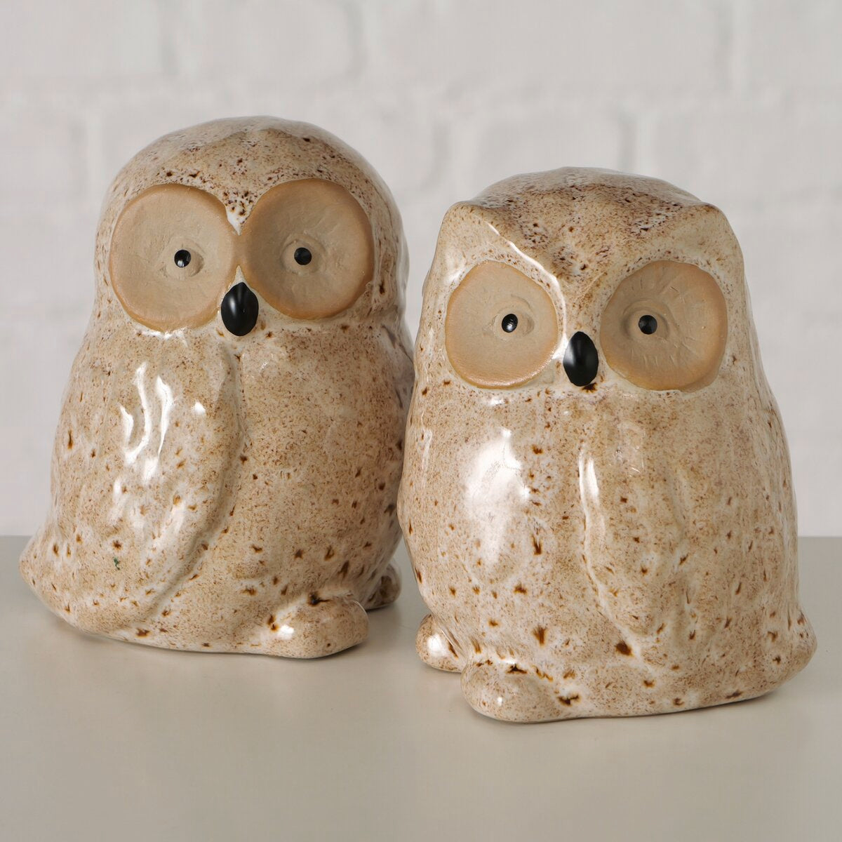 figuur stinna, 2 ass., uil, h 10,30 cm, steengoed, brn