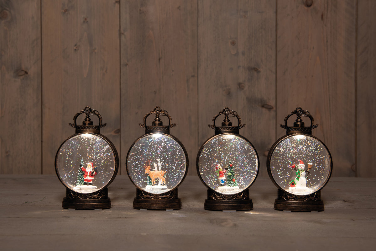 lantaarn met glitterwater 2xaaa batterij 17x10cm 4 assorti in display warm wit