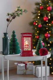 LED Telefonzelle klein 9,5x20cm, mit Weihnachtsmann Szenerie, Antikrot, wassergefüllt, 1l, warmweiß, an/aus/5h Timer, auf Batterie, 1 warmweiße LED, für innen (auf Batterie), Batterie: 3 x AA 1,5V