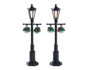 old english lamp post, set of 2, b/o (4.5v)